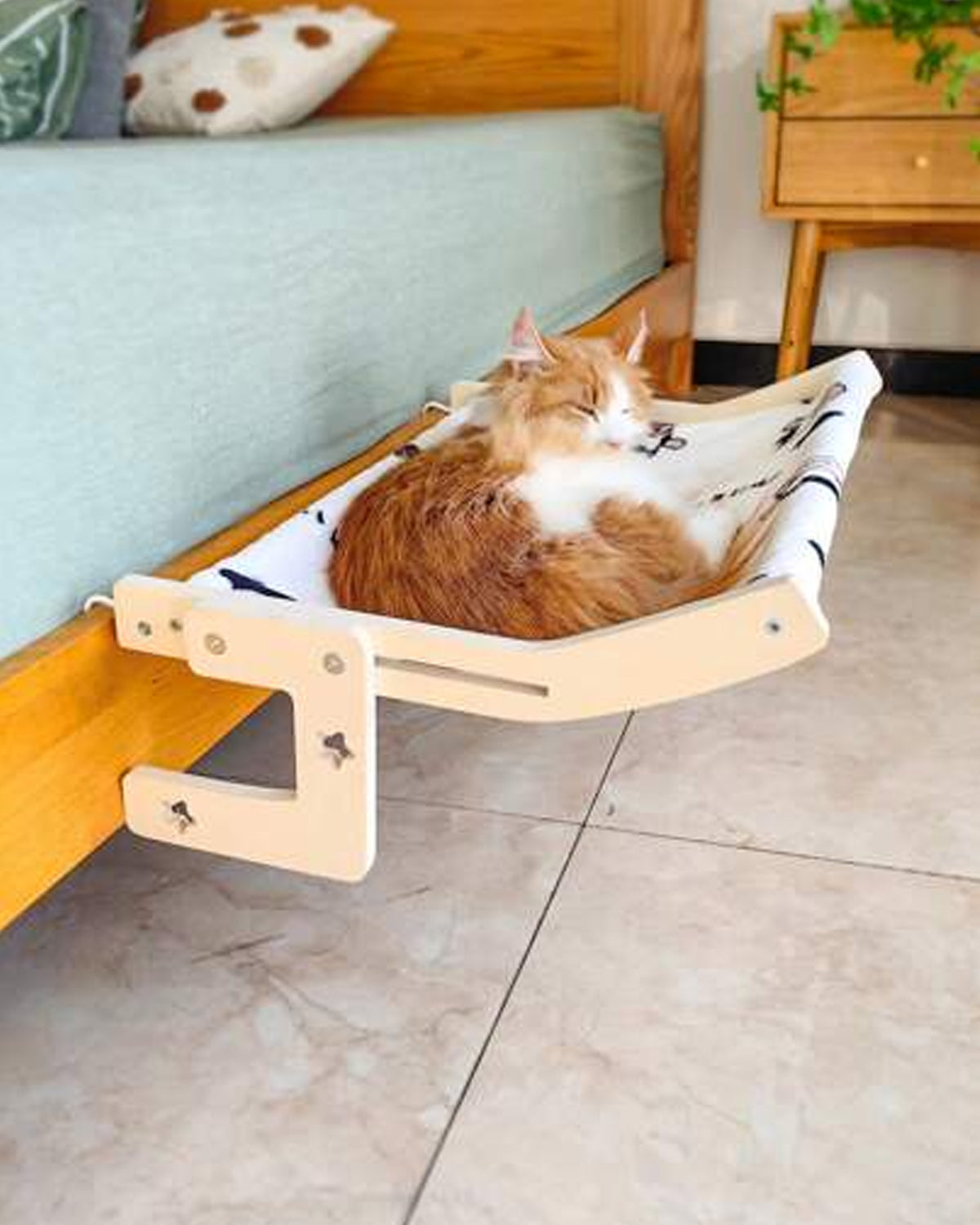 Cat Window/Bed Perch™